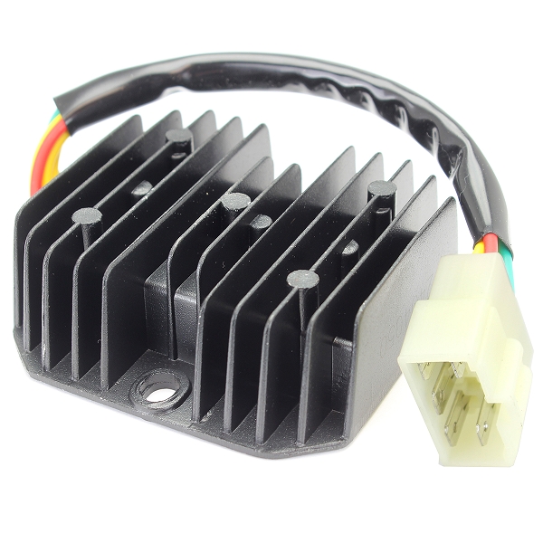 REGULATEUR DE TENSION ADAPT. SUZUKI 125-150CC BURGMAN 2002-2006. 125-150CC UC EPICURO / DR 250CC 1998-2000 (12V - TRIPHASE) (OEM : 32800-13E11-000)