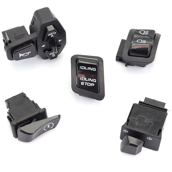 KIT COMMODO / COMMUTATEUR DROIT ET GAUCHE  MAXISCOOTER ADAPT. HONDA SH 125 2020-23 / SH 150 2020-23