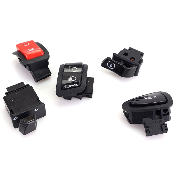 KIT COMMODO / COMMUTATEUR DROIT ET GAUCHE  MAXISCOOTER ADAPT. HONDA SH 300I ABS 2015-2020