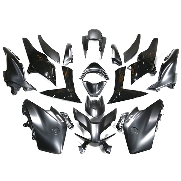 KIT CARROSSERIE ADAPT. YAMAHA TMAX 560CC 2022-2024 TECH BLACK  (15 PIECES) ( NOIR MAT )