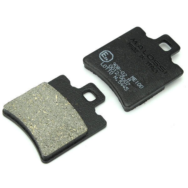 PLAQUETTE DE FREIN SCOOT MALOSSI ADAPT. MBK 50 BOOSTER AV. NITRO AV / APRILIA 50 SR 1997> AV / GILERA 50 RUNNER 1997> AV. STALKER 1997> AV / PIAGGIO 50 ZIP 2T. NRG AV / YAMAHA 50 BWS 1995> AV ECE R90