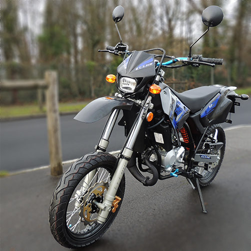 Moto Eccho 50 Supermotard STM 50 bleue