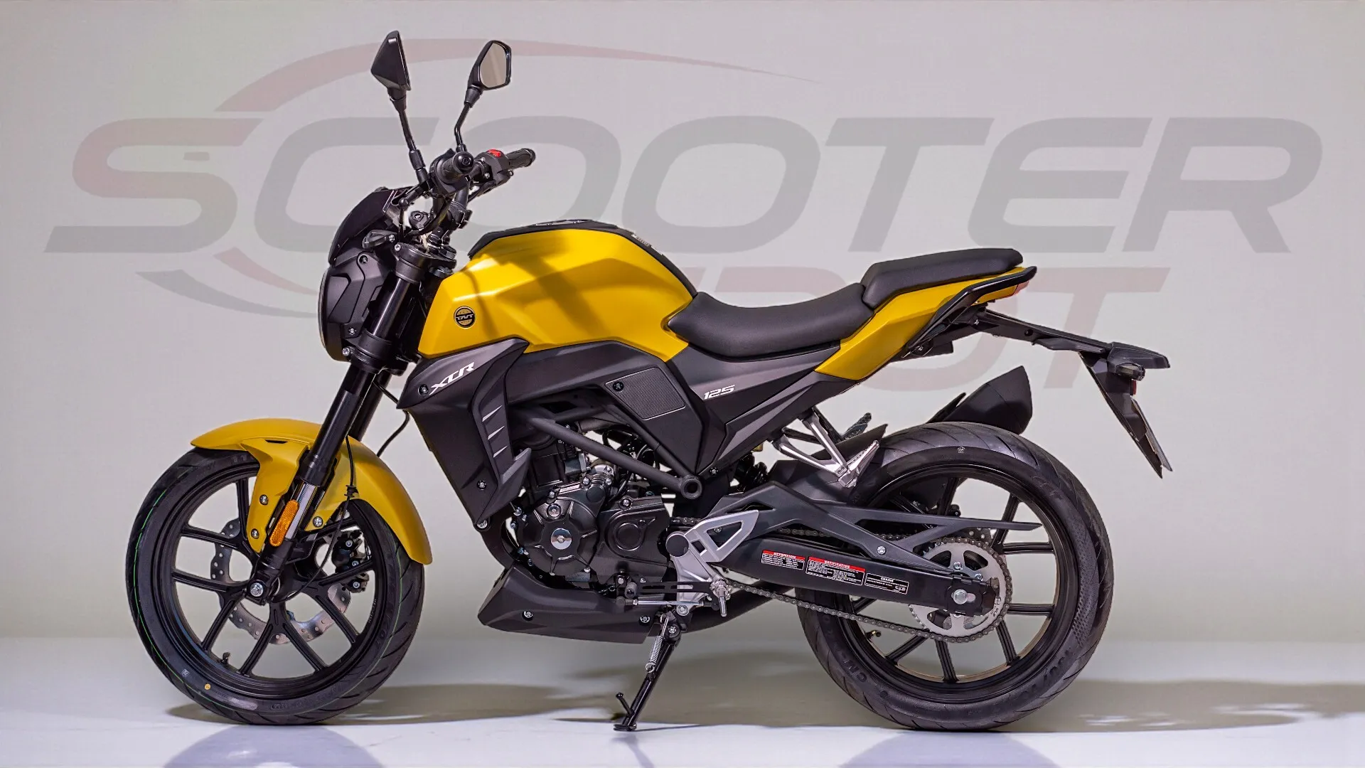 Moto 125cc TNT MOTOR XCR jaune-la moto nerveuse et sportive