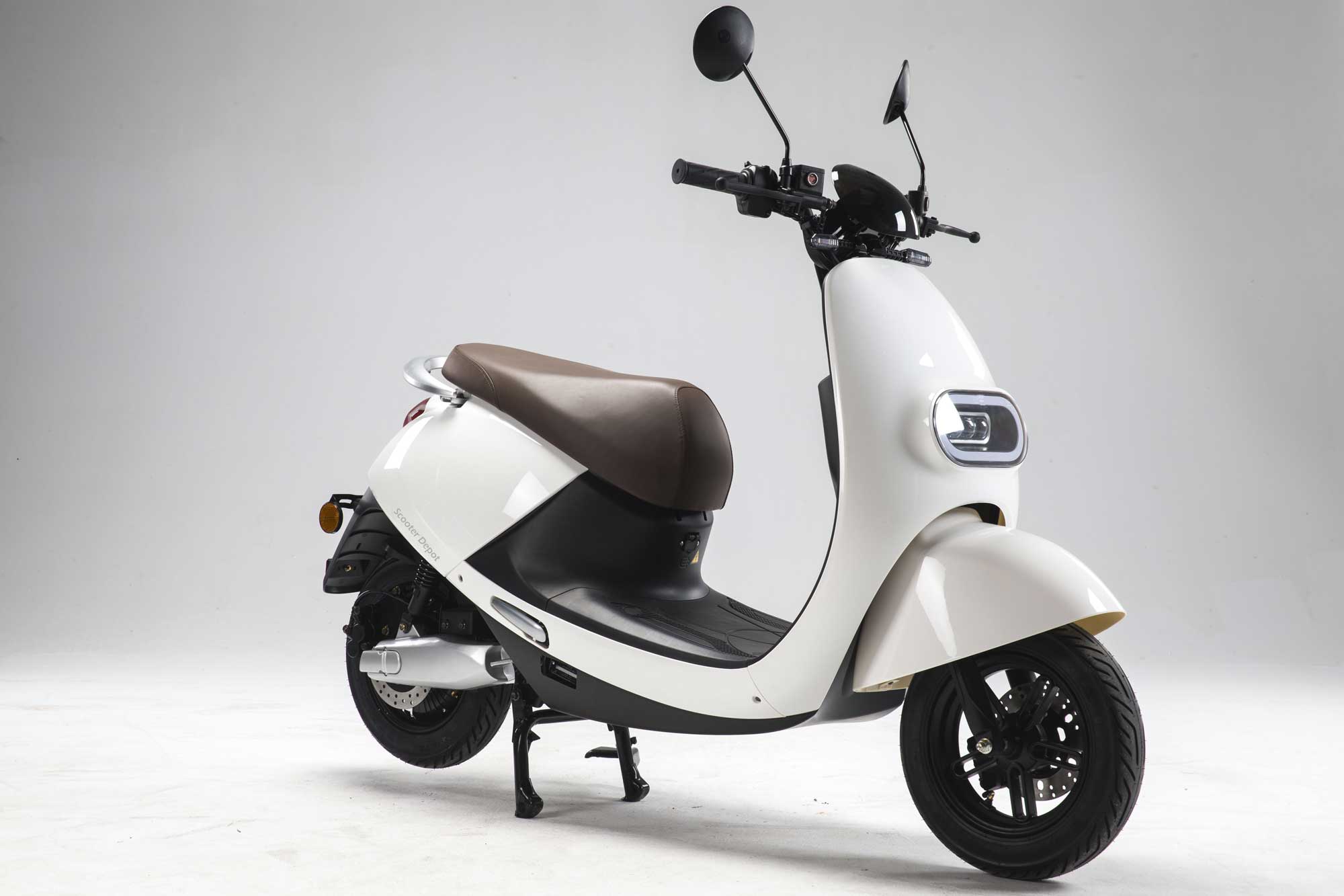 SCOOTER ELECTRIQUE LVNENG S3 60V 24AH CREME