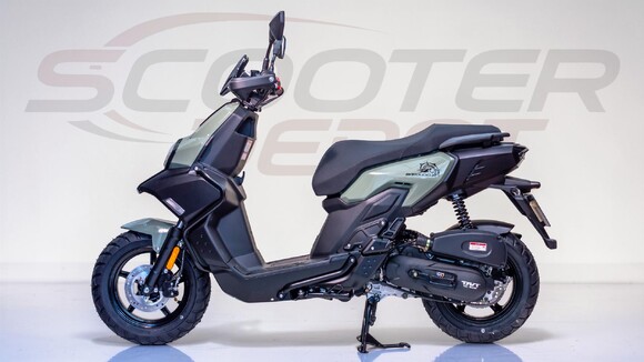 Scooter 50cc TNT MOTOR ESCAPE BAROUDEUR vert sauge – vue gauche
