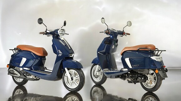 Scooter 50cc TNT MOTOR CANCUN bleu marine