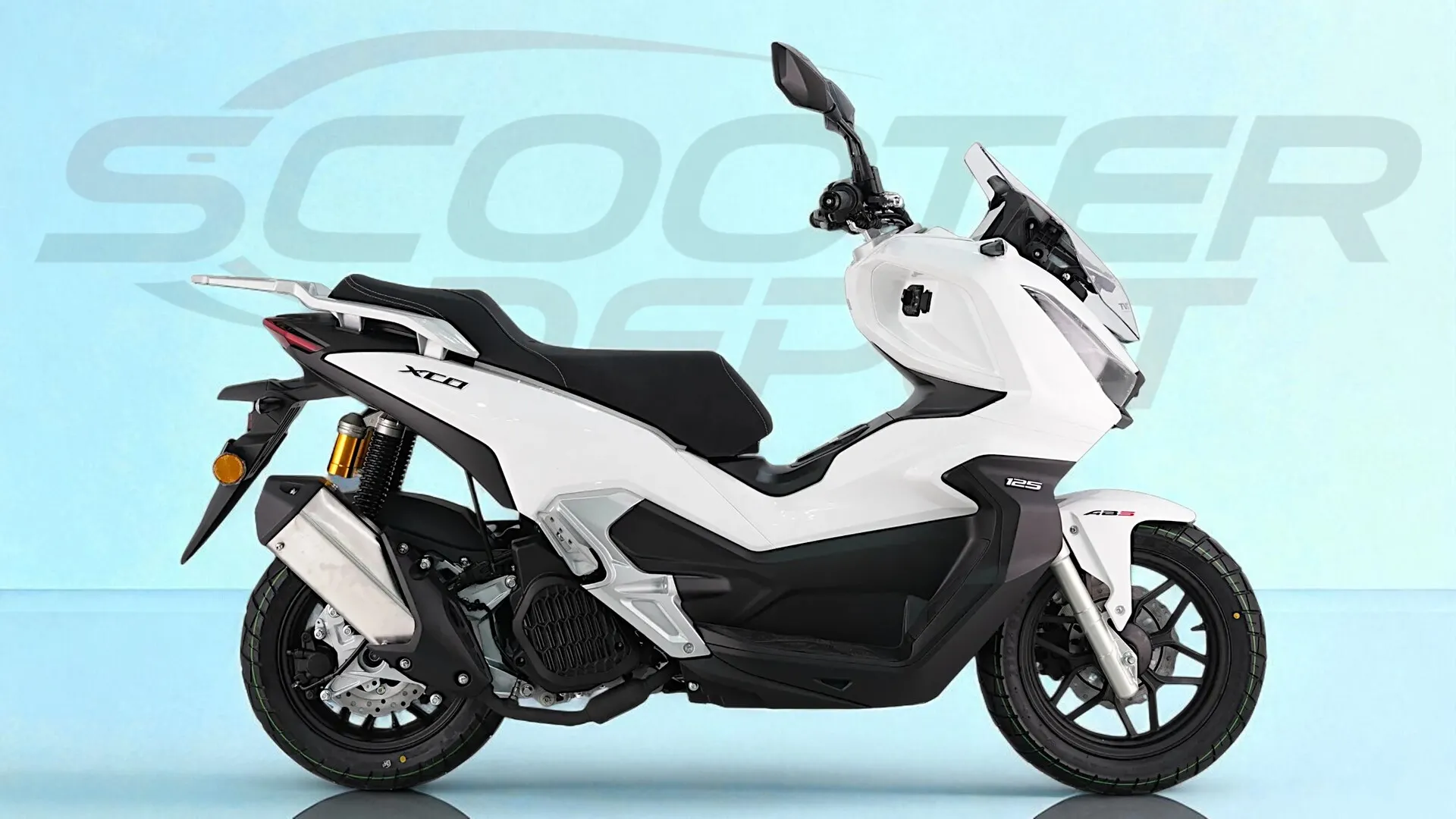 TNT XCO 125 Blanc - Maxi Scooter Urbain classe et Stylé