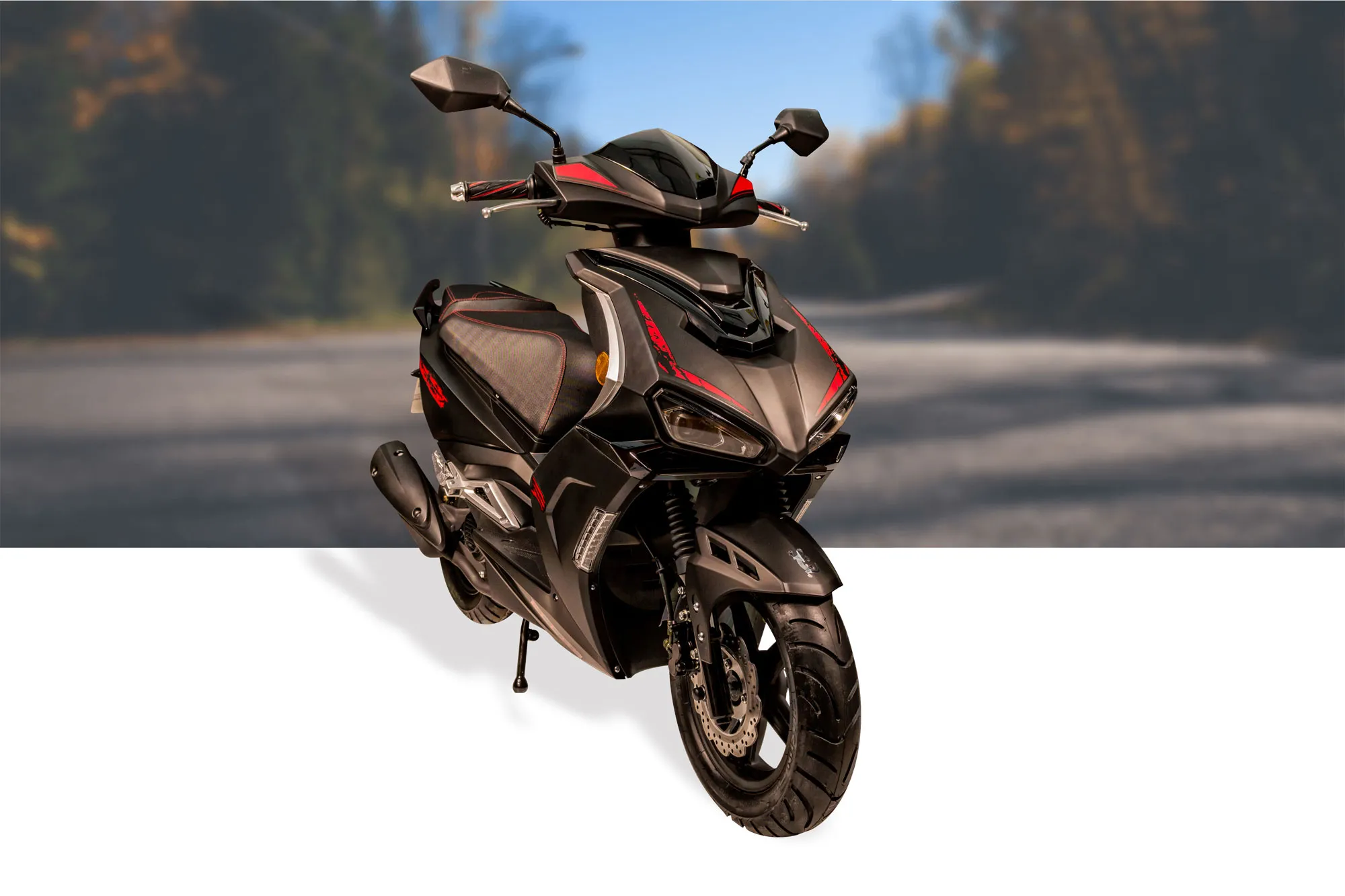 ECCHO FAST BLACK II – Le scooter 50 sportif au style racing