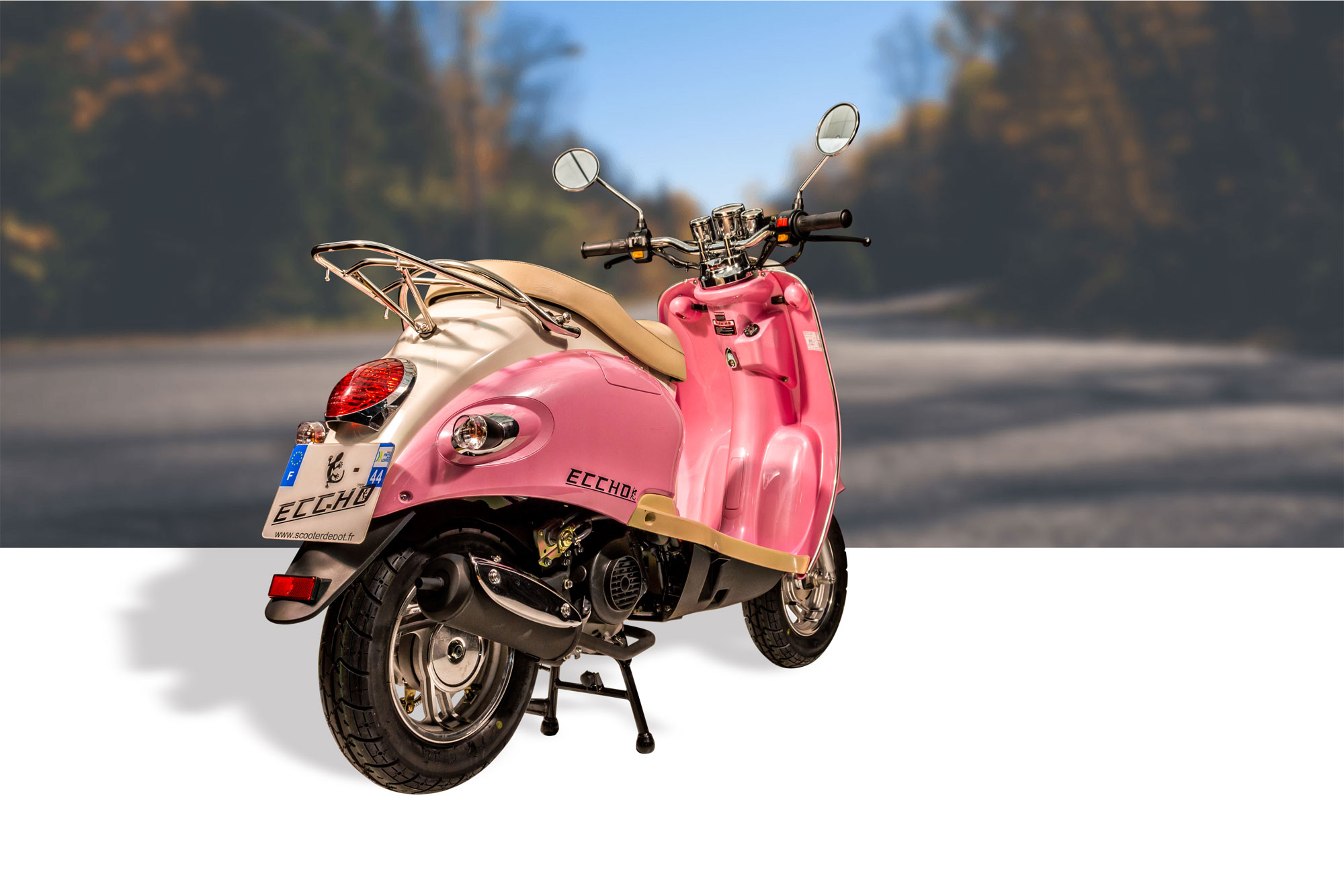 Scooter 50cc ECCHO RETRO Rose - Le scooter bon à croquer