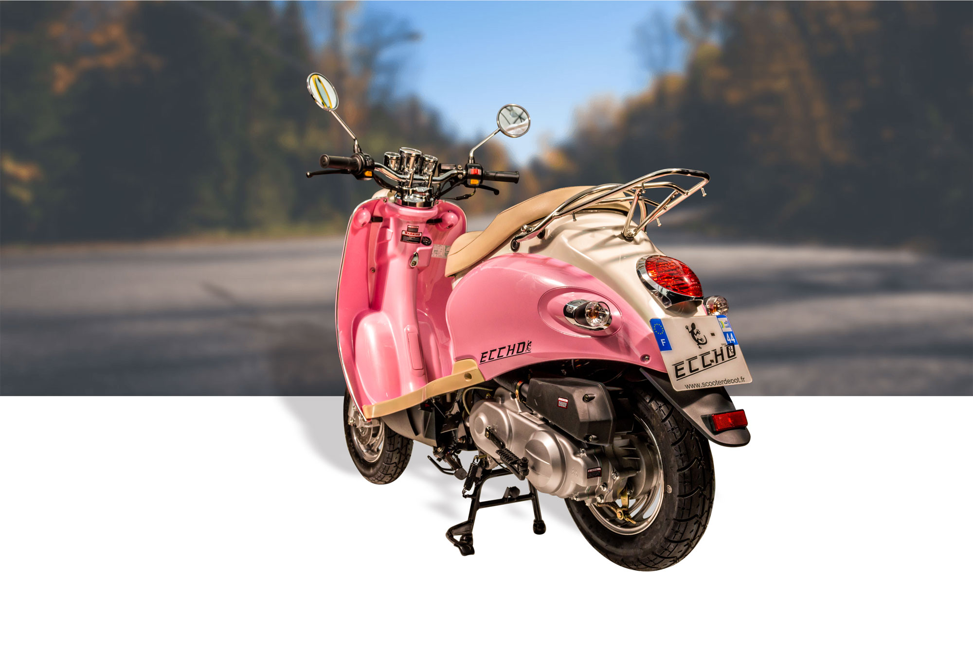 Scooter 50cc ECCHO RETRO Rose - Le scooter bon à croquer