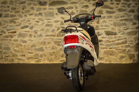 Scooter 50 Vastro R-ONE BLANC