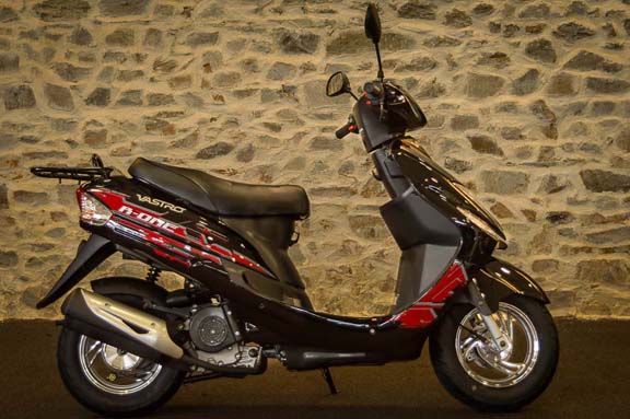 Scooter 50 Vastro R-ONE