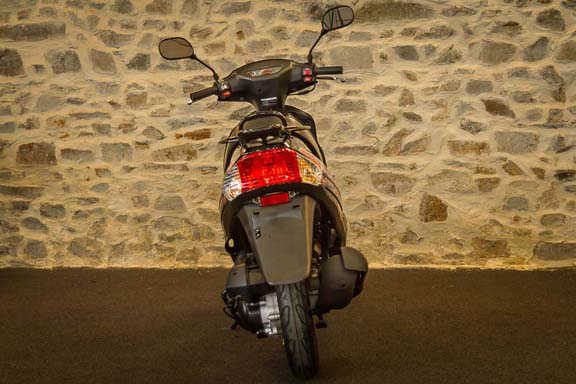 Scooter 50 Vastro R-ONE