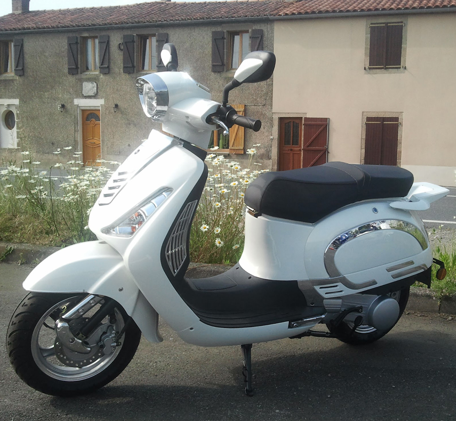 SCOOTER 125CC EAGLE WING ROUGE