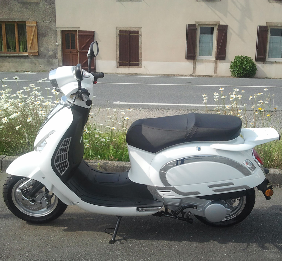 SCOOTER 125CC EAGLE WING ROUGE