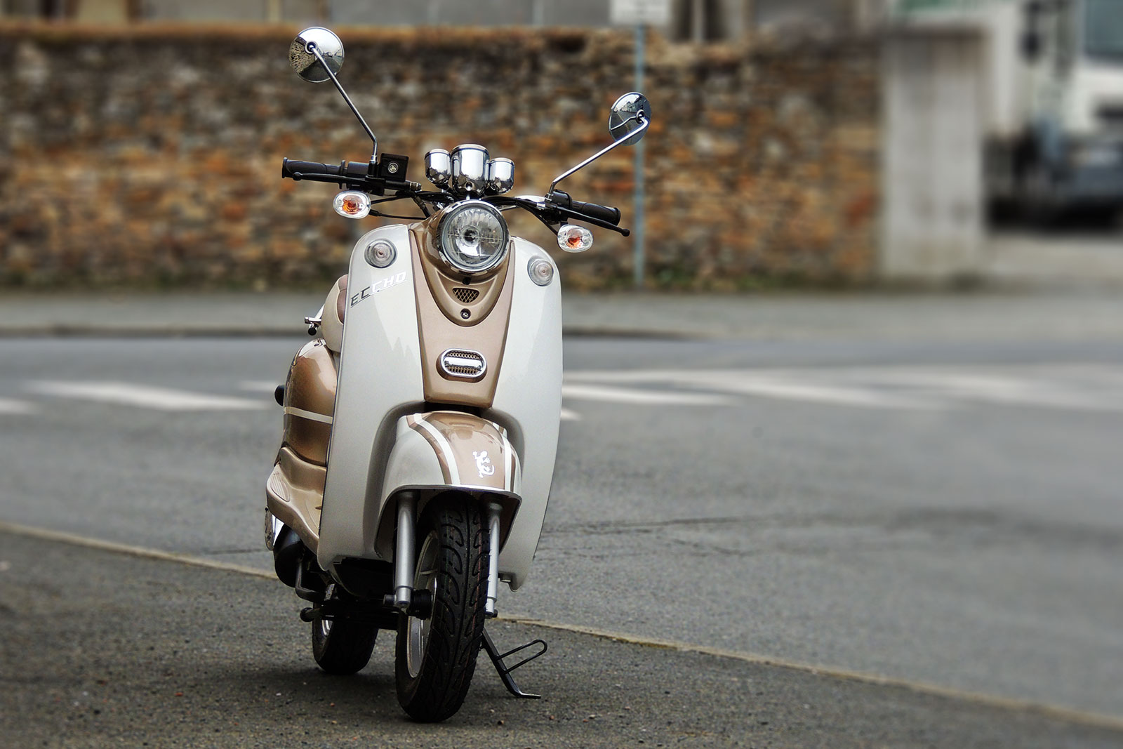 SCOOTER 50 ECCHO RETRO GOLD 