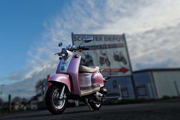 Scooter 50 Eccho Retro Pink - Yiying YY50QT15