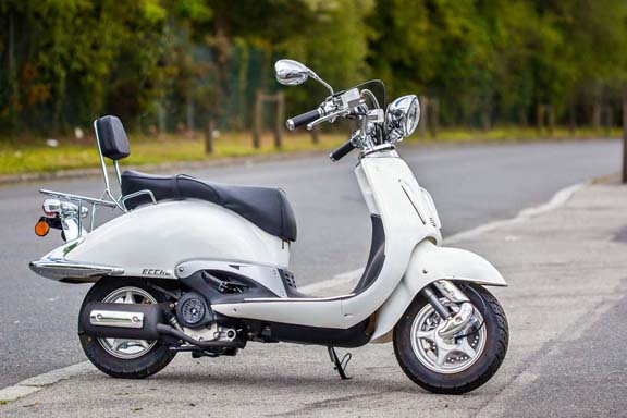 Scooter 50 Eccho La Choupette White Series