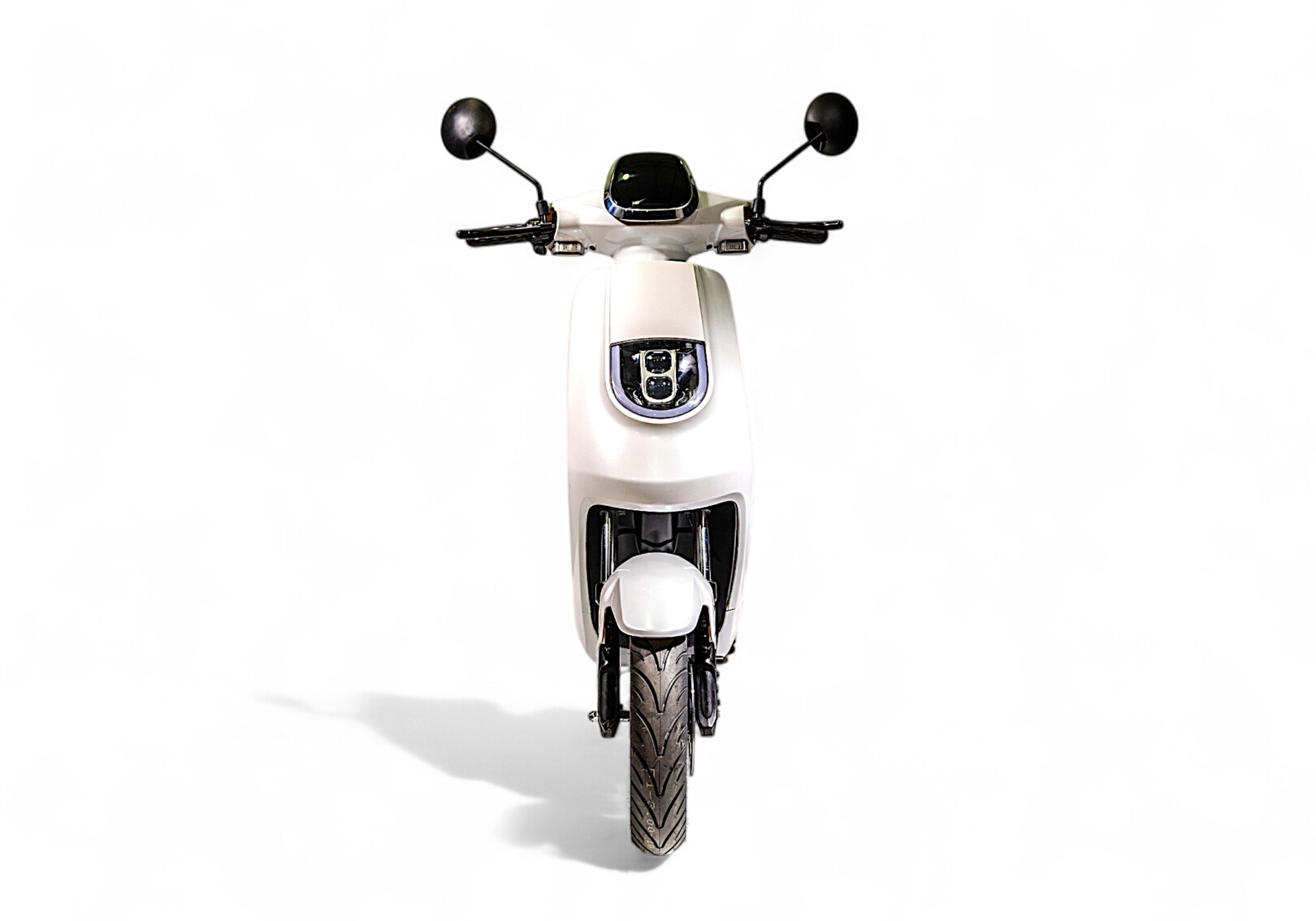 Vue 360° le scooter électrique E-CITY-01 blanc
